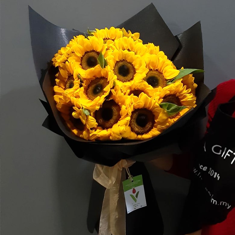 Large Sunflower bouquet
