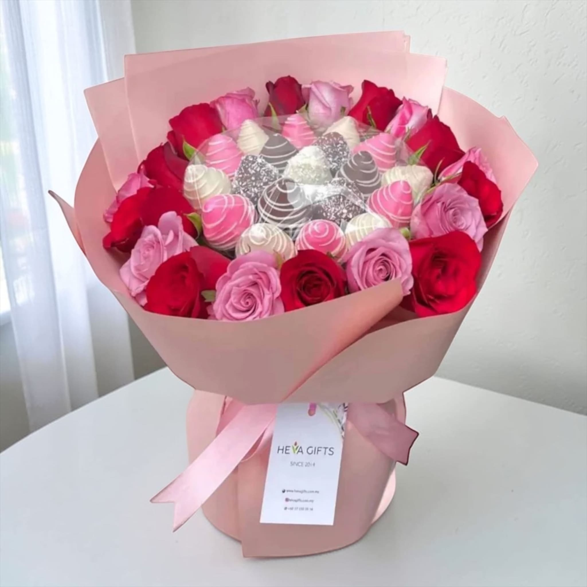 Bouquet of Primrose エッチング作品 Preserved Flower Bouquets | Blush Mocha Bouquet | ZESO Blooms™
