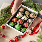 Christmas Chocolate-Dipped Strawberries Box