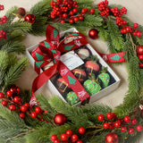 Christmas Chocolate-Dipped Strawberries Box