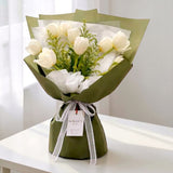 CALANDRA White Tulip Bouquet