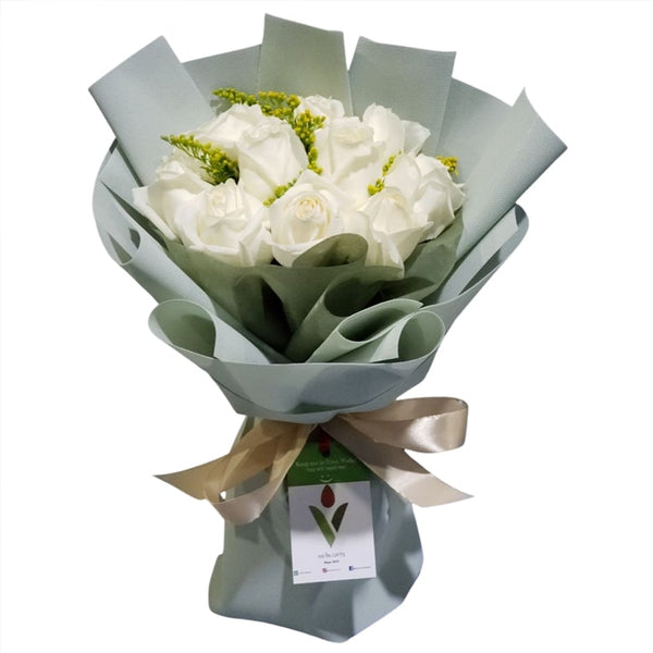 WHITE ROSE BOUQUET
