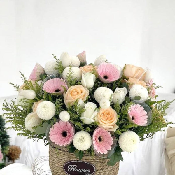 CARNELLA FLOWER BASKET