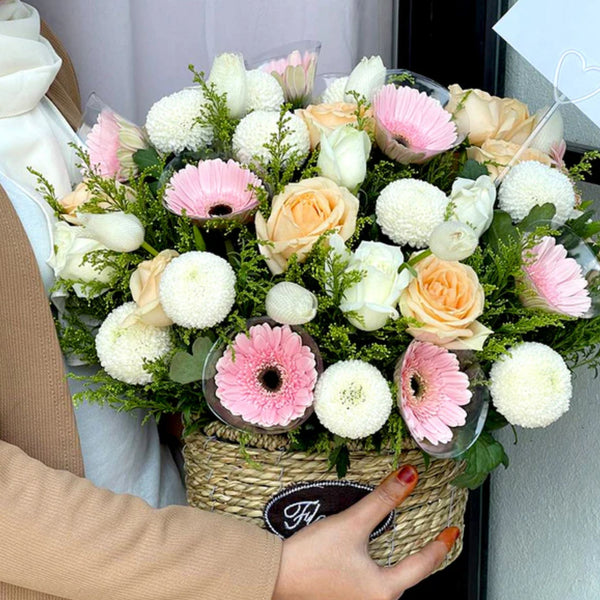 CARNELLA FLOWER BASKET