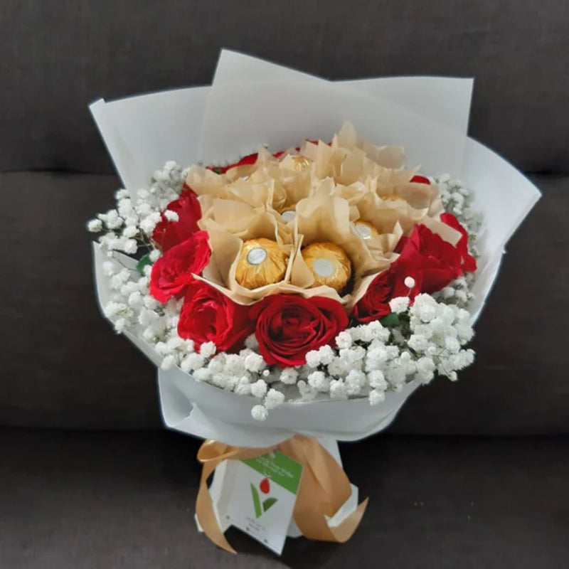 CASSY Rose and Ferrero Rocher Bouquet