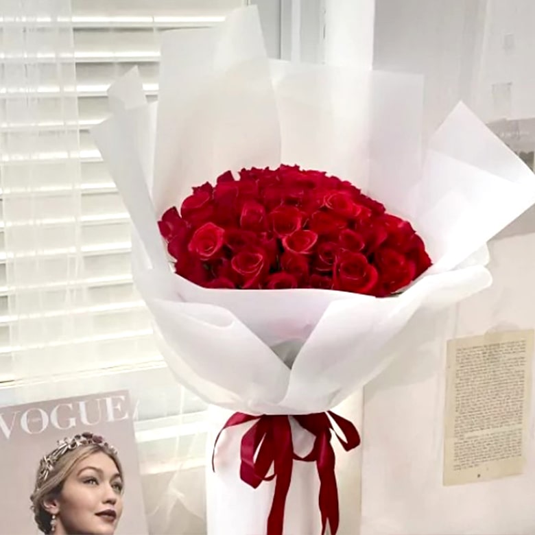 99 red rose bouquet