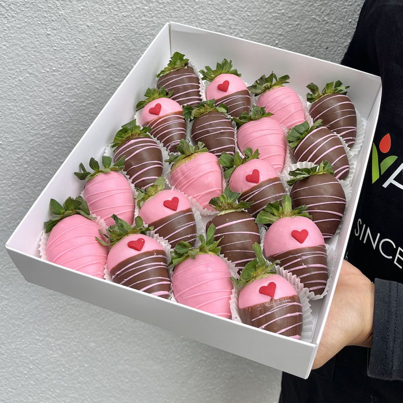 ELAINA Chocolate Covered Strawberries