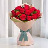 Elegance fresh red rose bouquet Valentine's flower delivery KL Heva Gifts