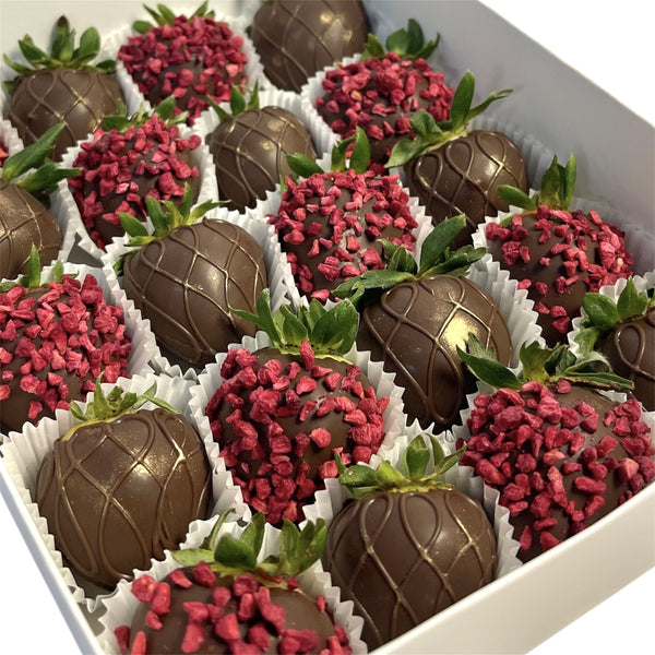 Goretti Milk Chocolate dipped Strawberries