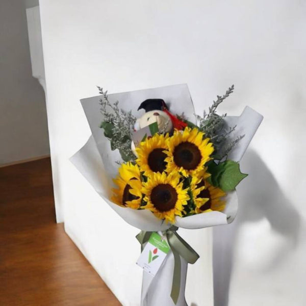 GRADUATION FLOWER BOUQUET #01