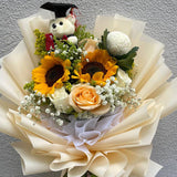 Flowers for student graduation