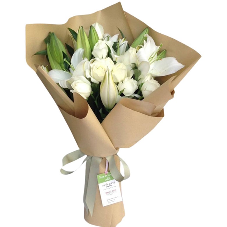 White rose and lily bouquet