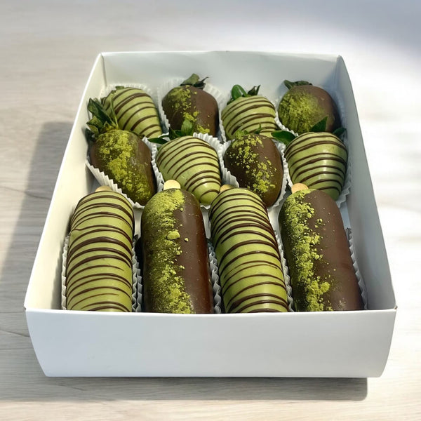 ELLE Matcha - Chocolate covered Strawberries & Bananas