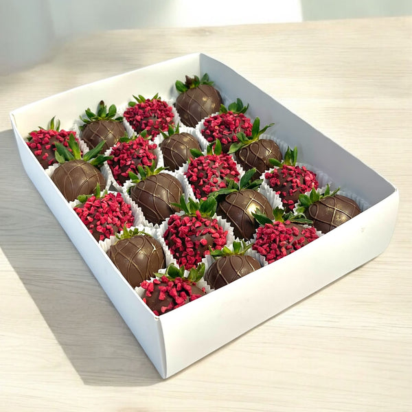 Goretti Milk Chocolate dipped Strawberries