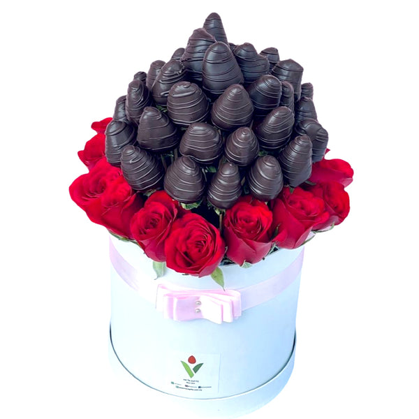 Dark chocolate dipped strawberries gift