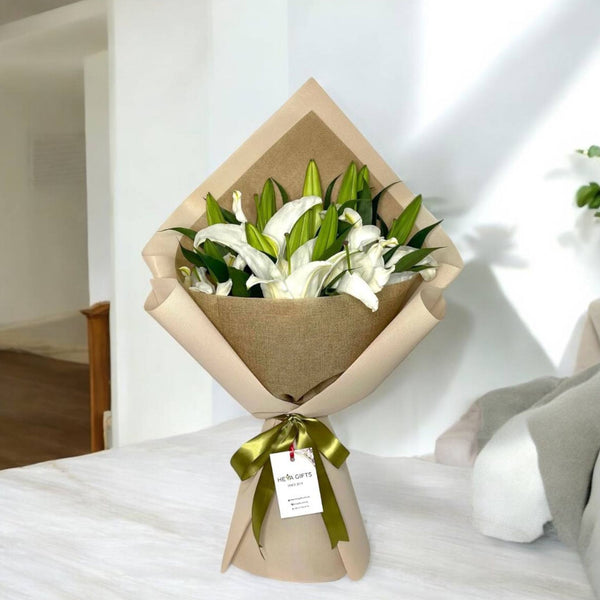 OLYMP White Lily Bouquet