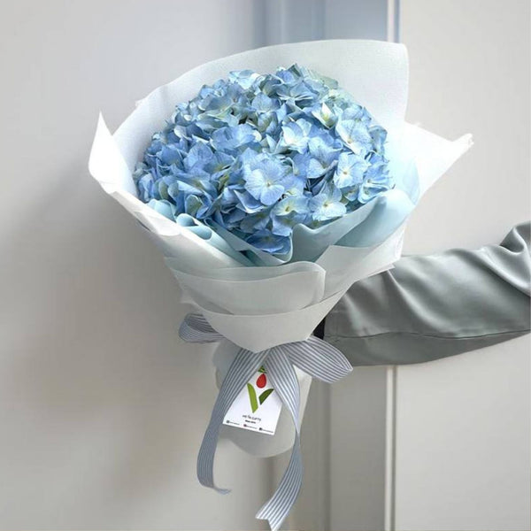 PROSPERITY Blue Hydrangea Bouquet