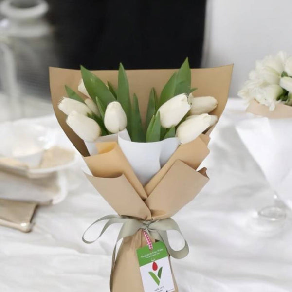 PERFECTION WHITE TULIP BOUQUET