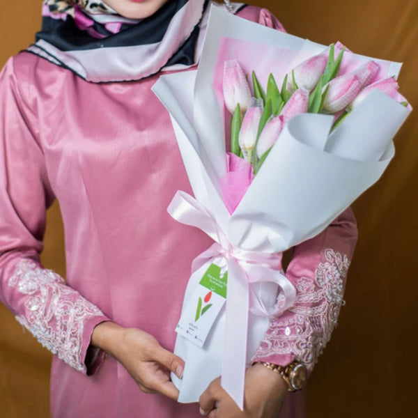 PINK LOVE Tulip Bouquet