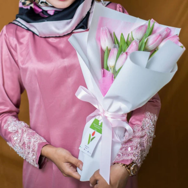 PINK LOVE Tulip Bouquet