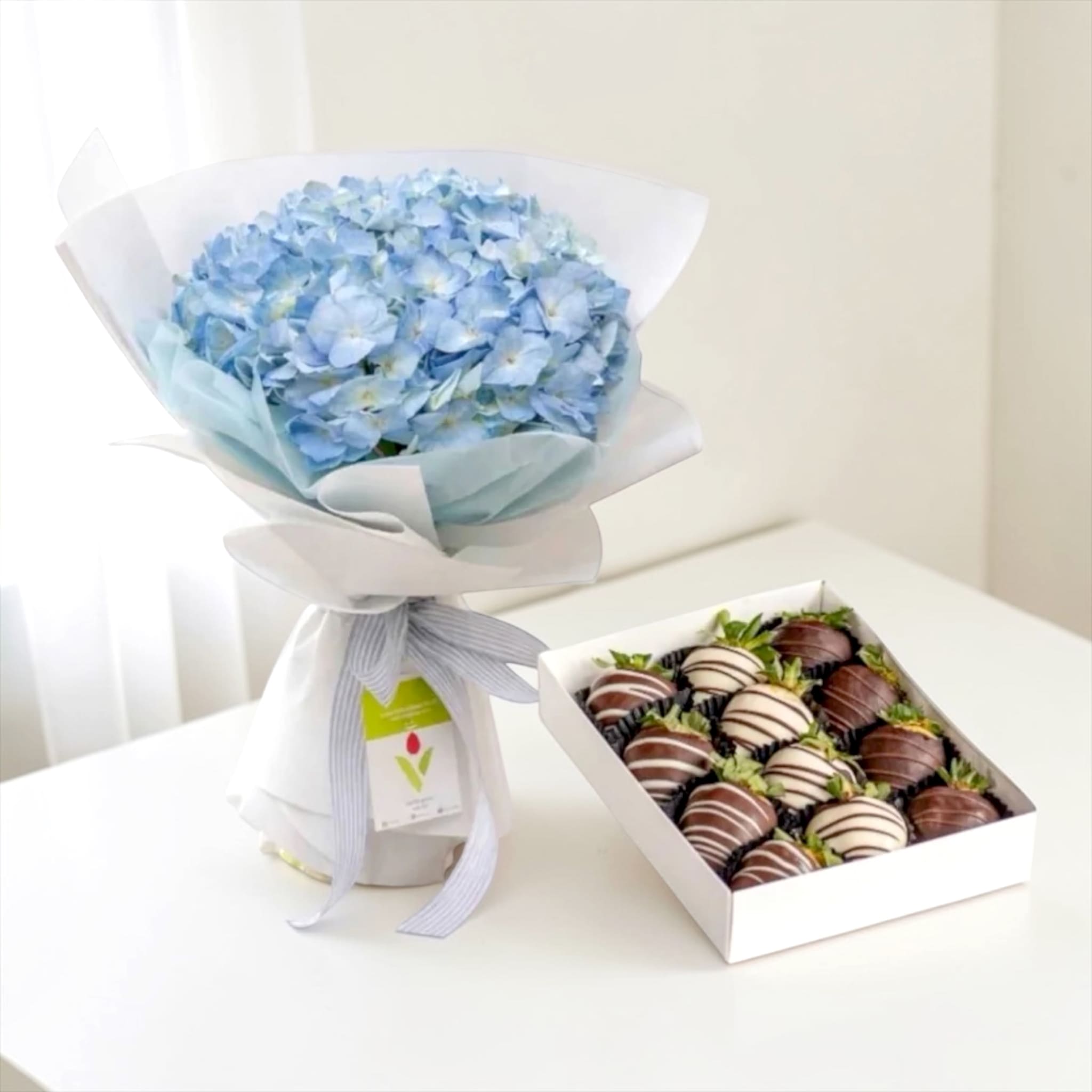 PROSPERITY Blue Hydrangea & Chocolate Set | Anniversary KL| Heva Gifts