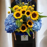 SHAMI Premium Flower Arrangement