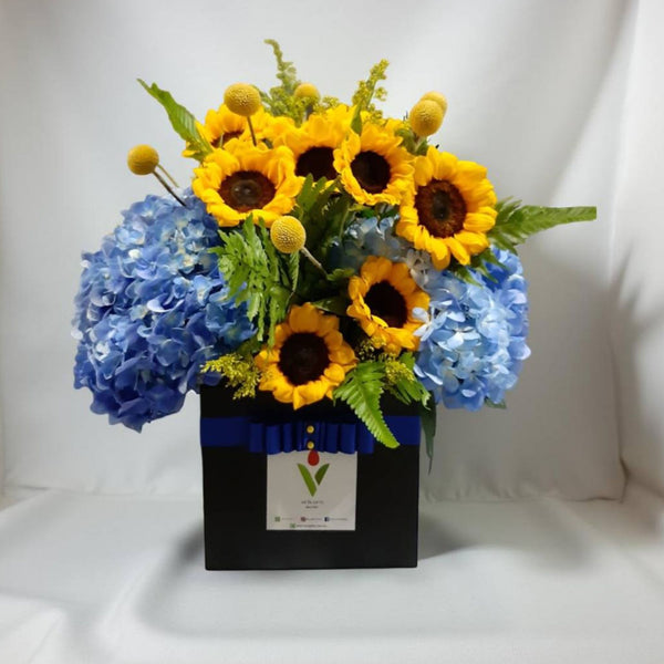 SHAMI Premium Flower Arrangement