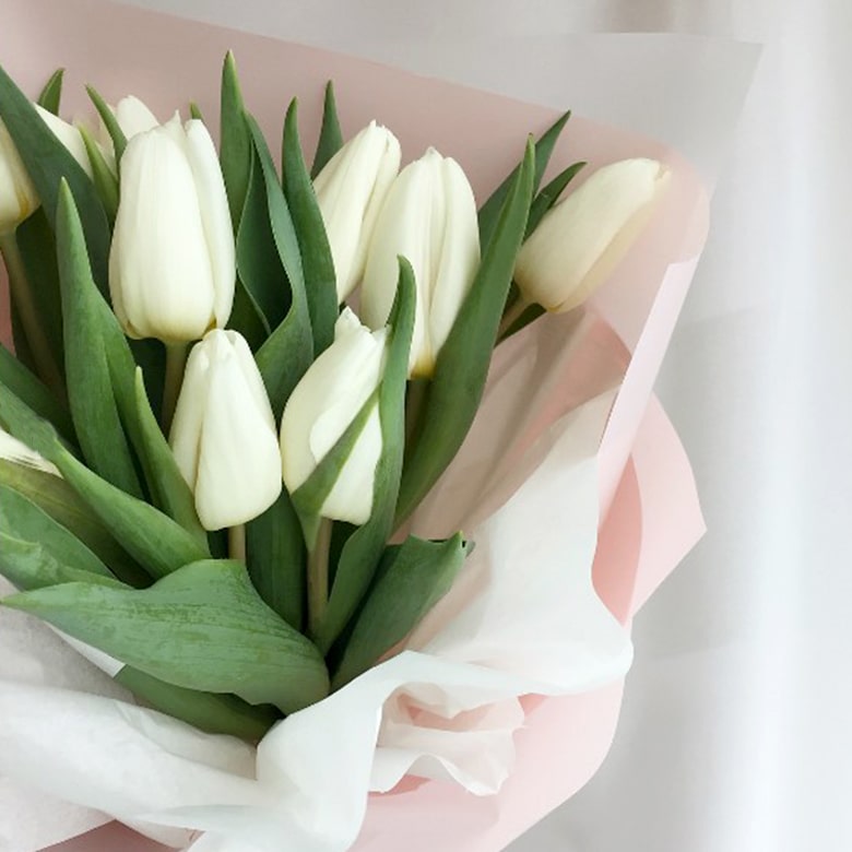 White Tulips delivery