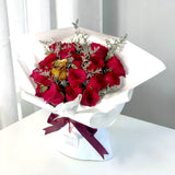 Soulmate red and gold rose bouquet anniversary flower delivery Putrajaya Heva Gifts