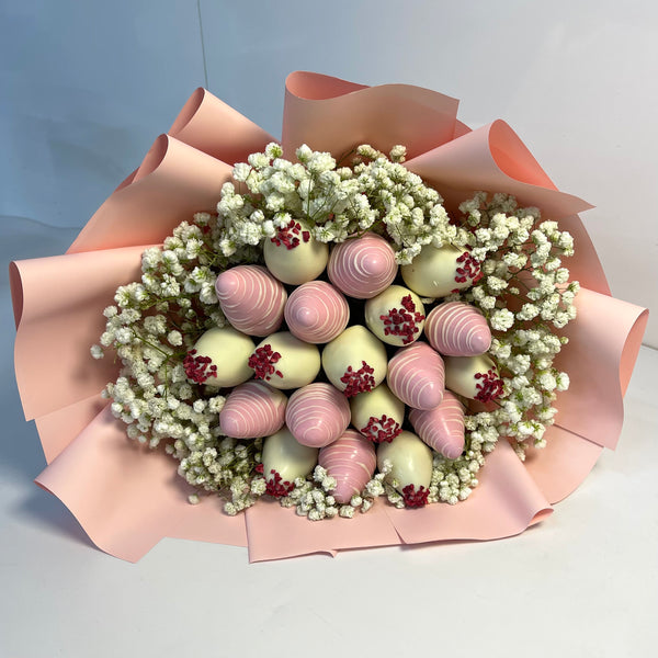 TYRA Baby Breath and Chocolate bouquet