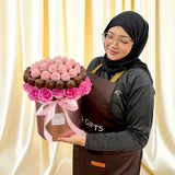 BLUSH PINK ROSE and CHOCOLATE STRAWBERRY BOX