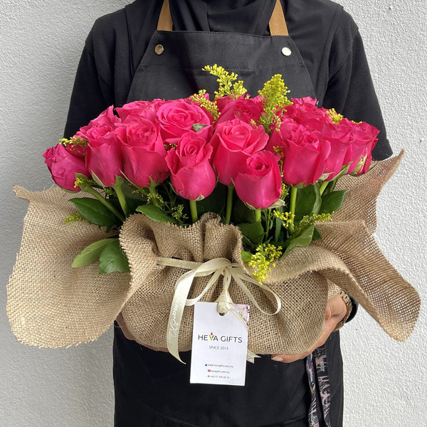 TANGO PINK ROSE Arrangement